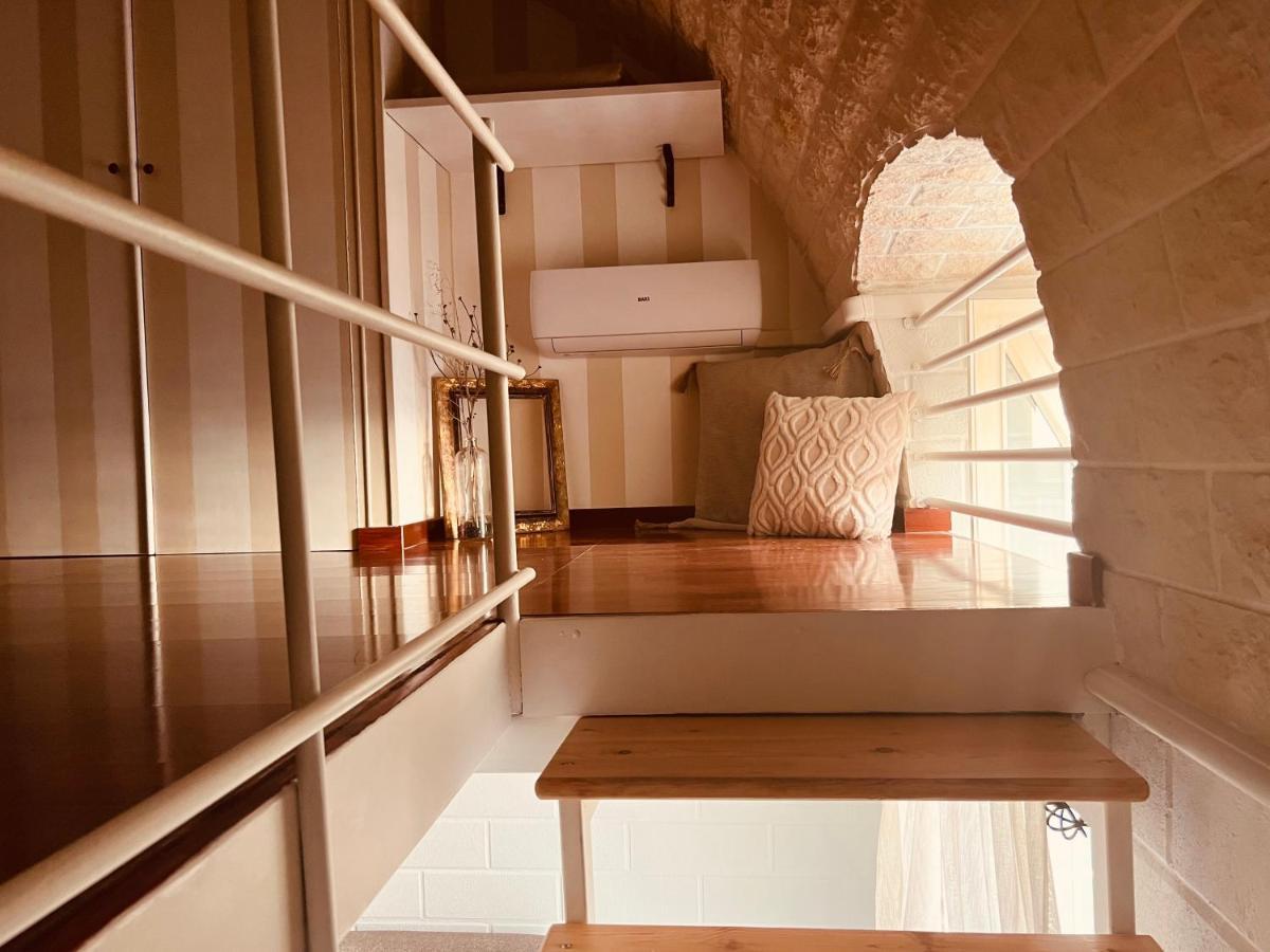 Gilu' Bed & Breakfast Adelfia Luaran gambar